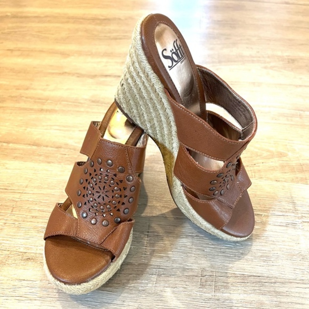 Updated! - Sofft Brown Wedges Sandals 7.5 Medium Leather Upper